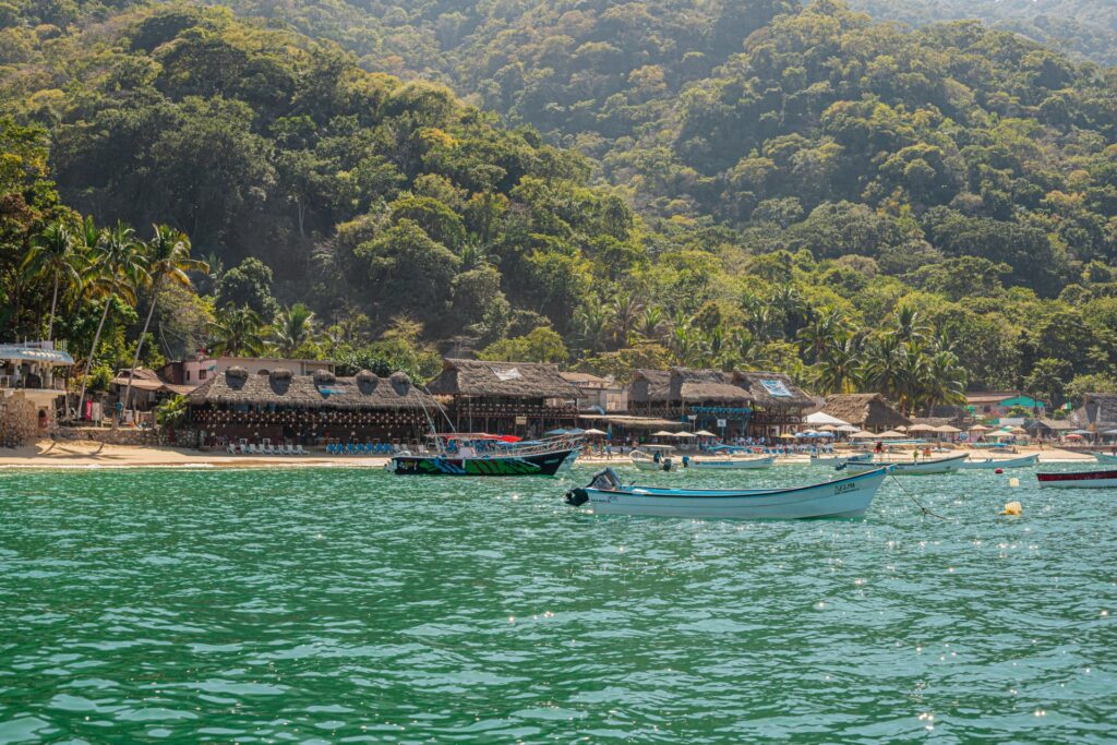 Los Arcos & Las Animas Private Boat Tour